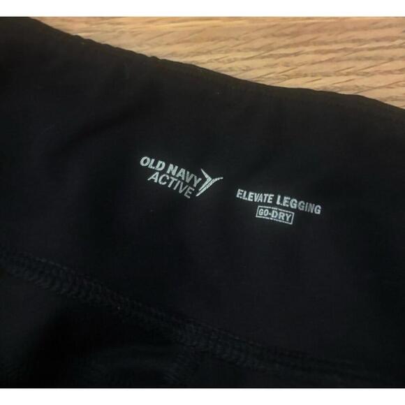 Old Navy Active Capri Leggins Size XXL - Picture 2 of 8